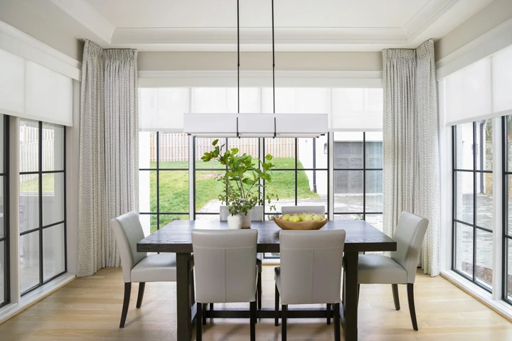 custom drapery , transitional dining room , transitional pendant , tray ceiling